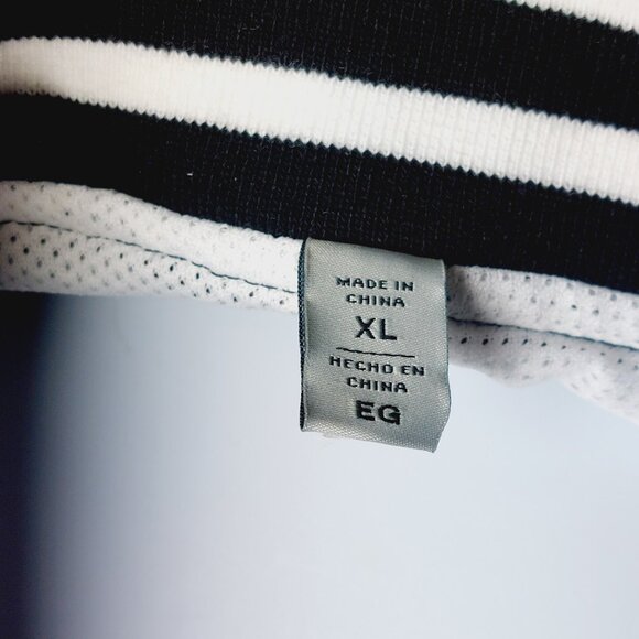 Levi's Men's Black White Colorblock Raglan Sleeve Varsity Jacket Size XL - Picture 12 of 14